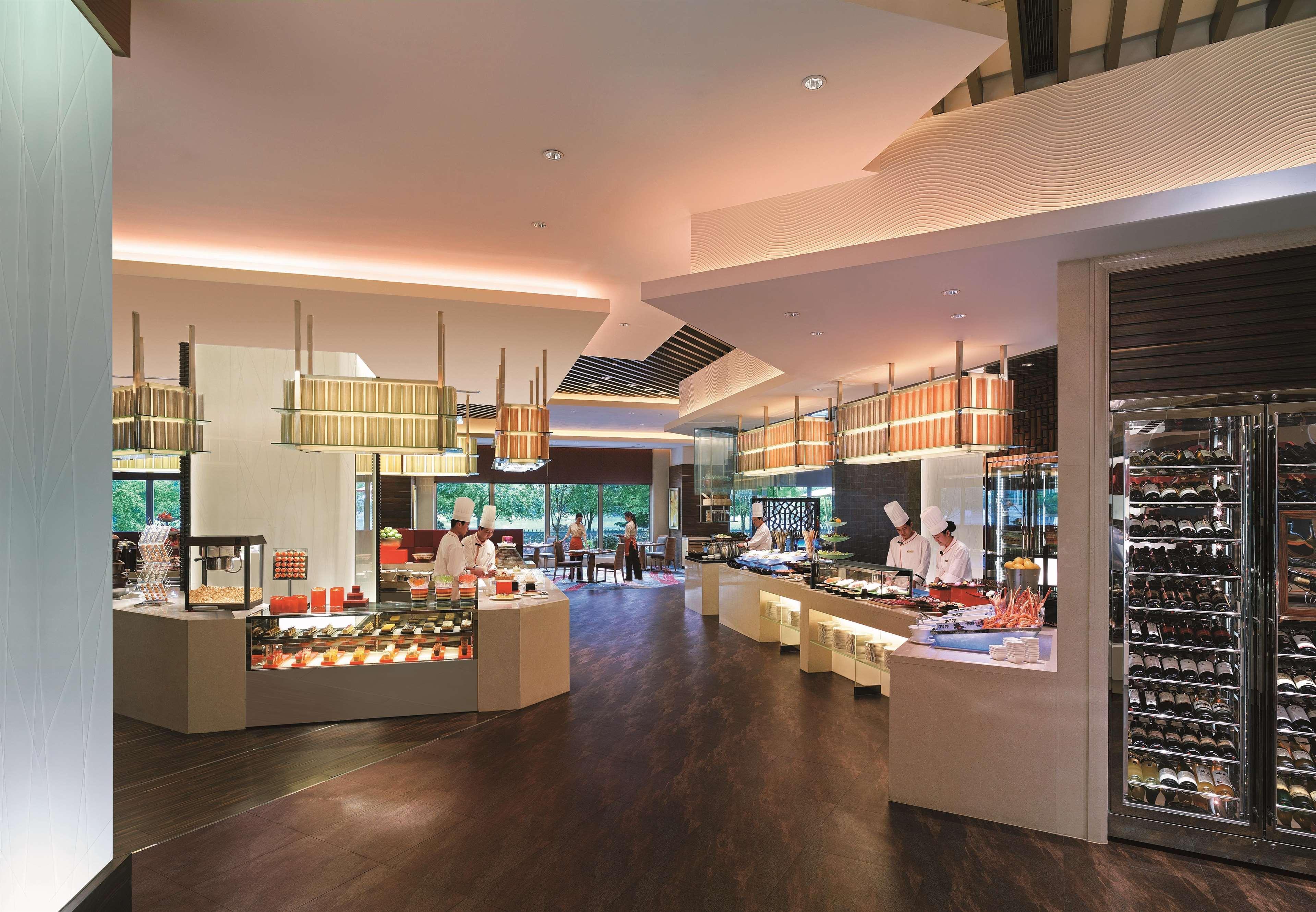 Shangri-La Wuhan,Close To The Mixc With Three Subway Lines Exterior photo